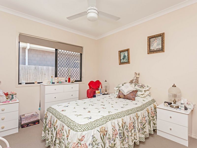 1 Ravensbourne Circuit, Waterford QLD 4133