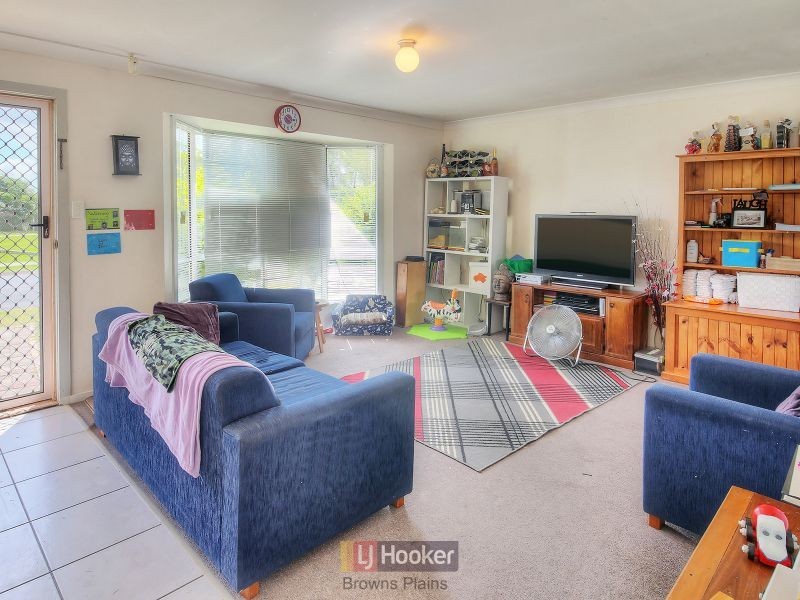 13 Burrinjuck Street, Marsden QLD 4132