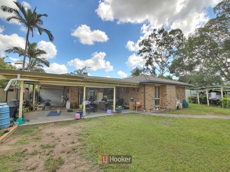 18 Barcrest Court, Crestmead QLD 4132