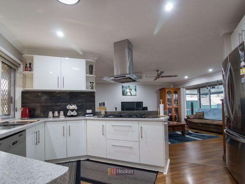15 Titan Court, Boronia Heights QLD 4124