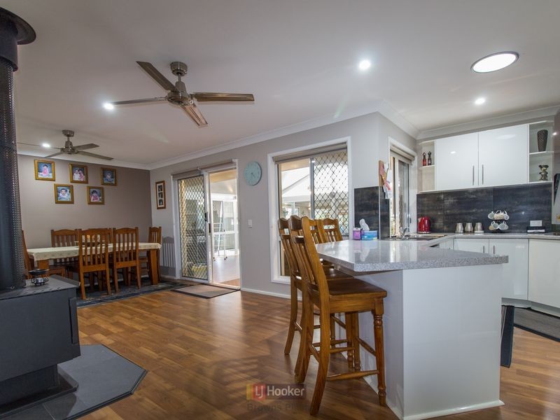 15 Titan Court, Boronia Heights QLD 4124