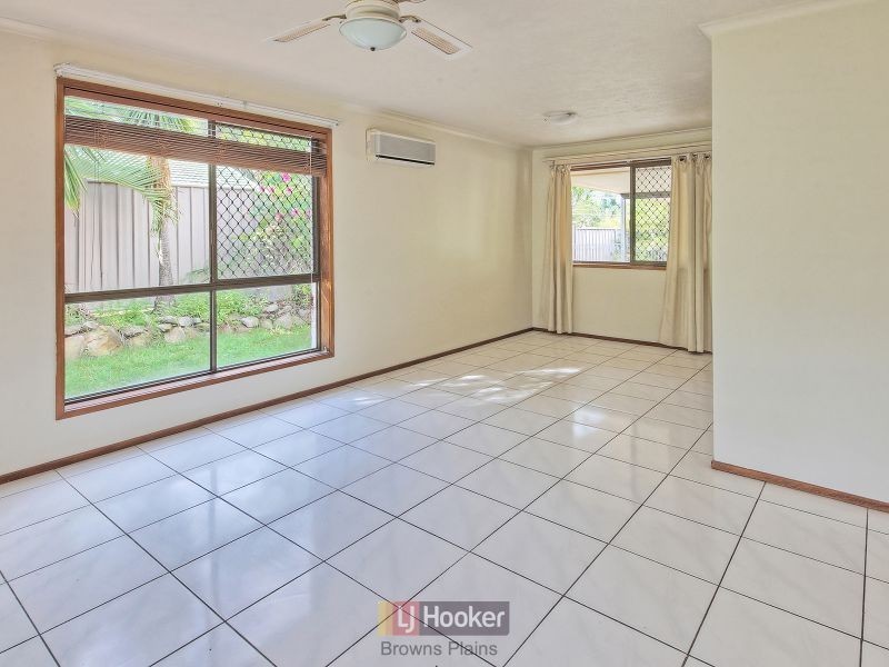 118 Estramina Road, Regents Park QLD 4118