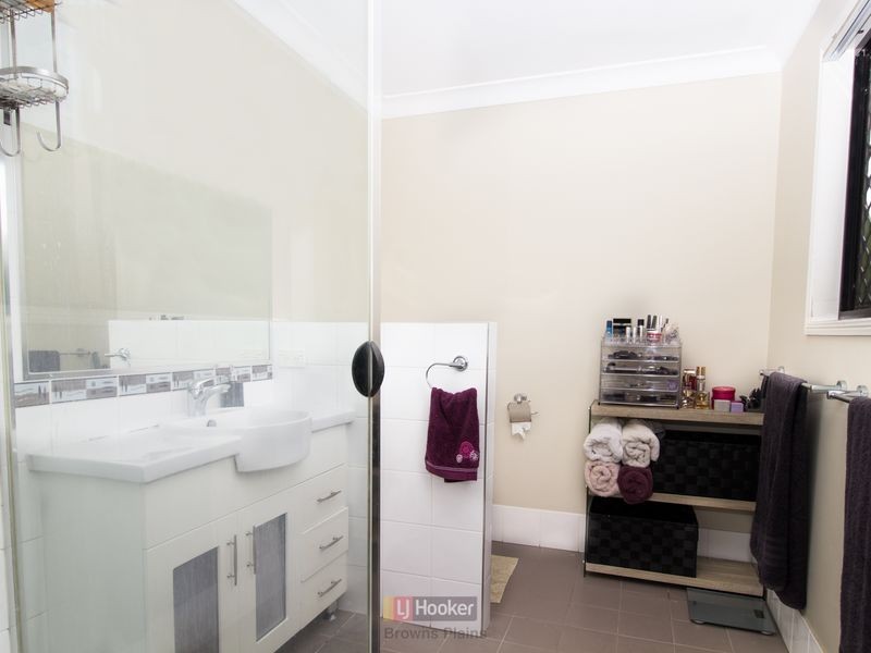 25 Lynelle Street, Marsden QLD 4132