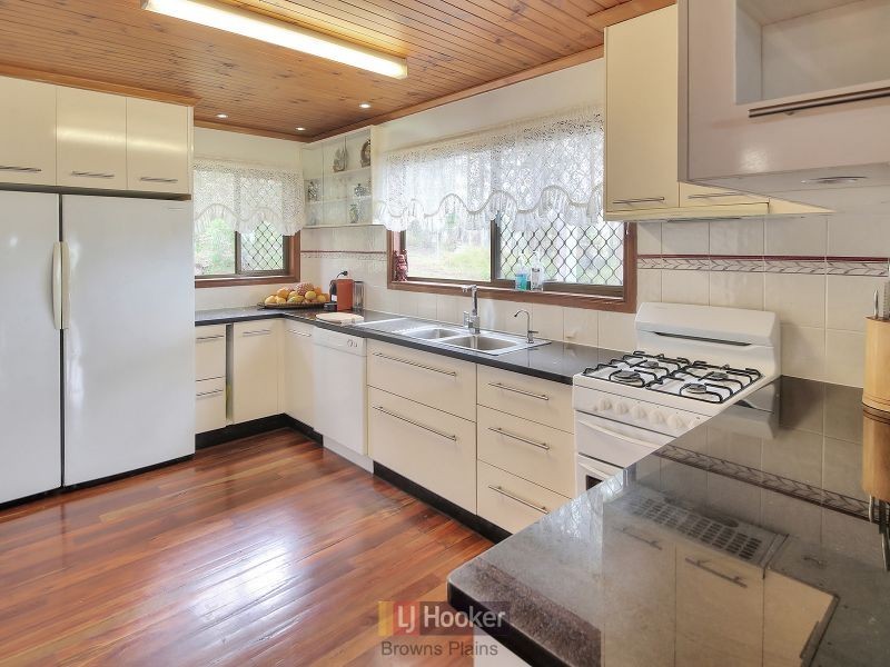 6 Tecoma Street, Kingston QLD 4114