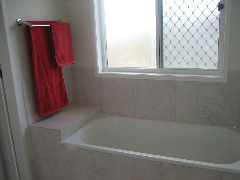 4 Grandview Road, Crestmead QLD 4132