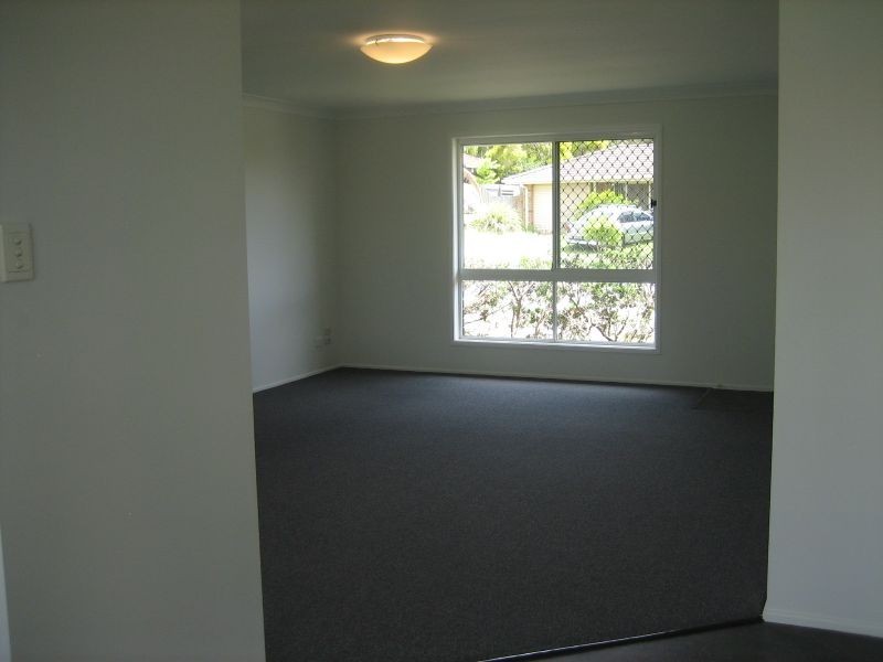 4 Grandview Road, Crestmead QLD 4132