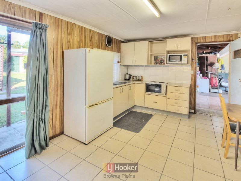 16 Carinya Street, Crestmead QLD 4132