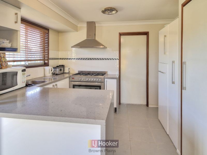 9 Joseph Court, Browns Plains QLD 4118