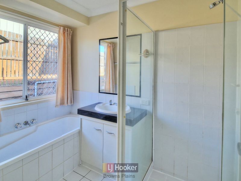 2 Comley Court, Boronia Heights QLD 4124