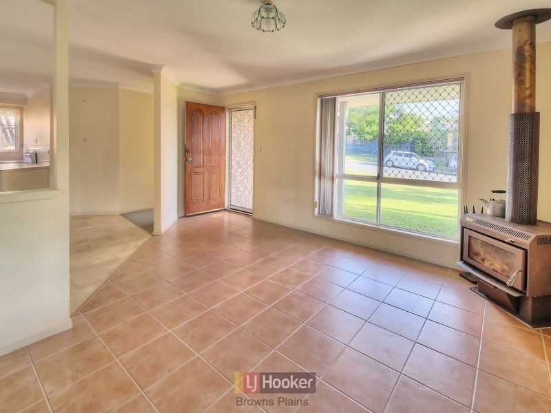 2 Comley Court, Boronia Heights QLD 4124