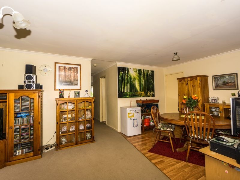 4 Hauff Close, Eagleby QLD 4207