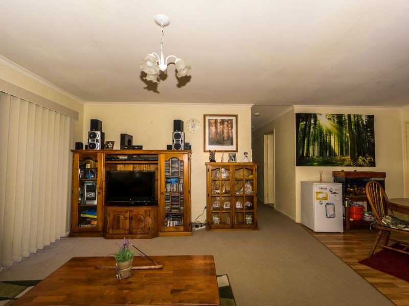 4 Hauff Close, Eagleby QLD 4207