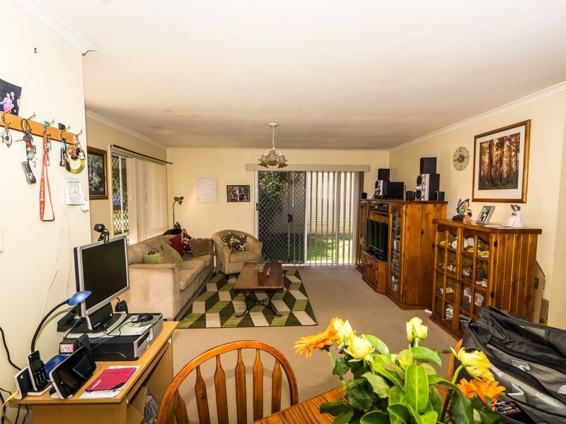 4 Hauff Close, Eagleby QLD 4207