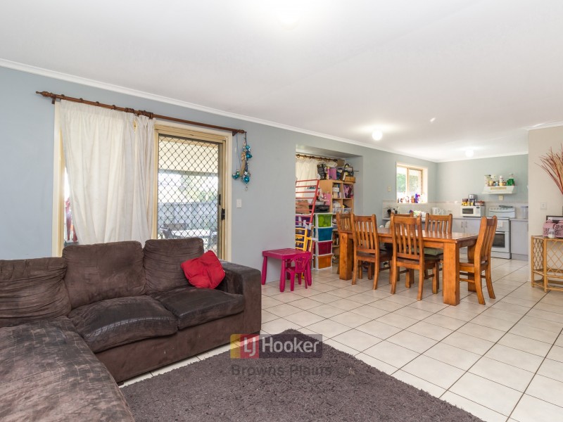 19 Lollard Street, Hillcrest QLD 4118