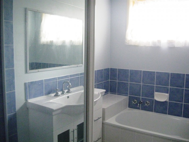 19 Lollard Street, Hillcrest QLD 4118