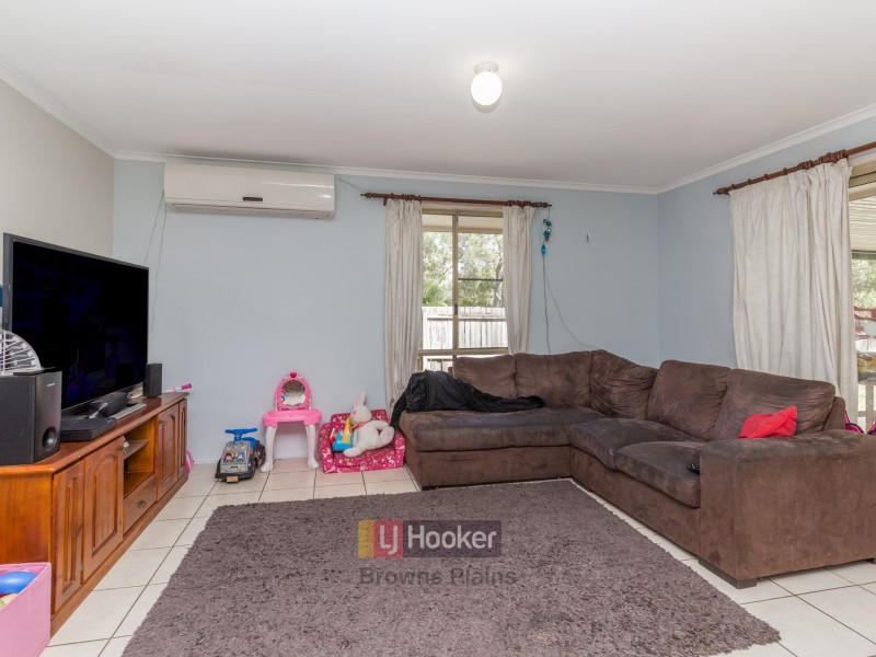 19 Lollard Street, Hillcrest QLD 4118