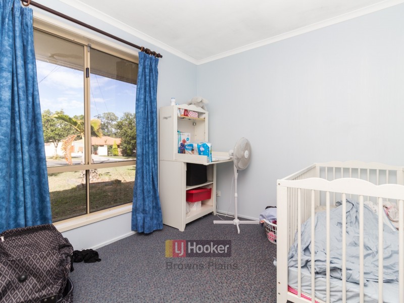 19 Lollard Street, Hillcrest QLD 4118