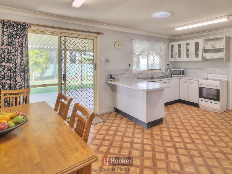 26 Brett Avenue, Browns Plains QLD 4118