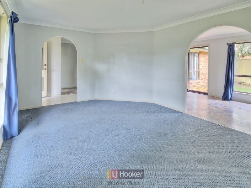 2 Glenbrae Court, Marsden QLD 4132