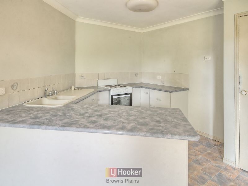 2 Glenbrae Court, Marsden QLD 4132