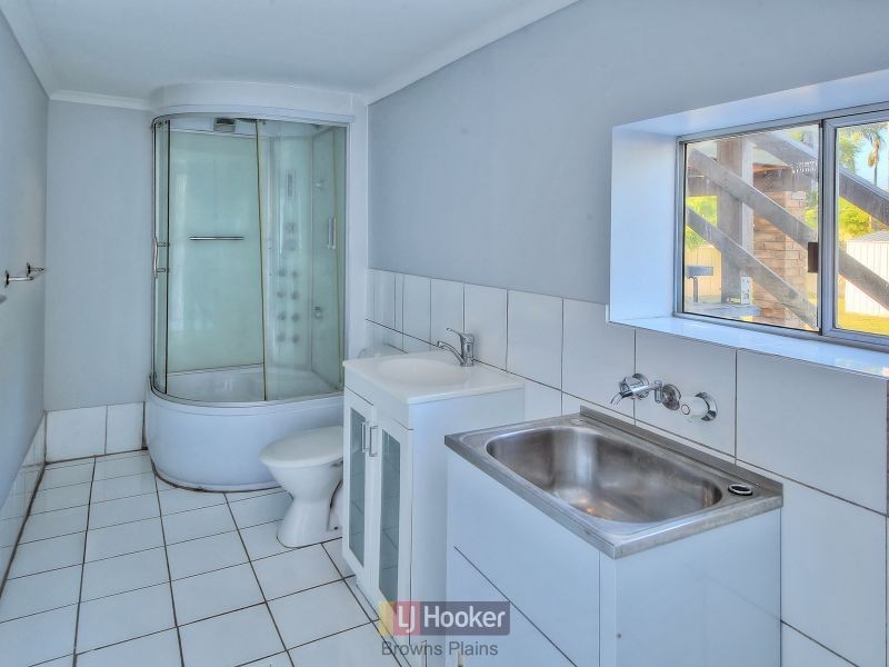 12 Heidi Street, Marsden QLD 4132