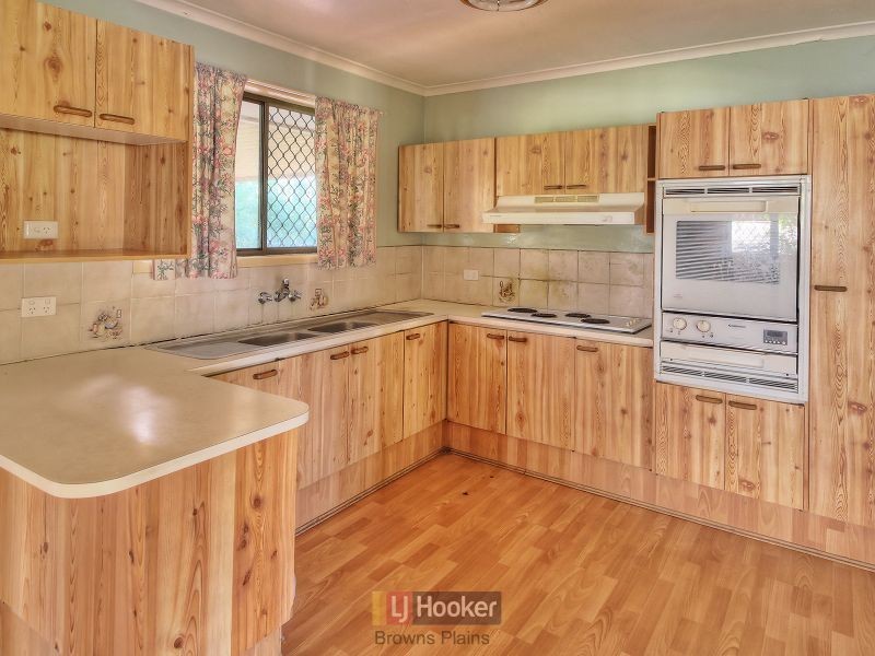 40 Whitcomb Street, Hillcrest QLD 4118