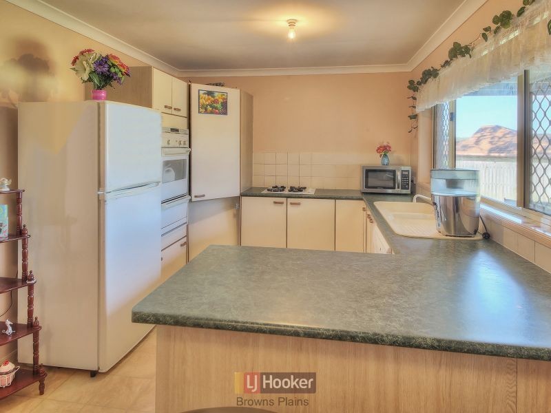 14 Lyndon Court, Boronia Heights QLD 4124