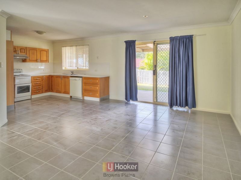 11 Rowena Court, Boronia Heights QLD 4124