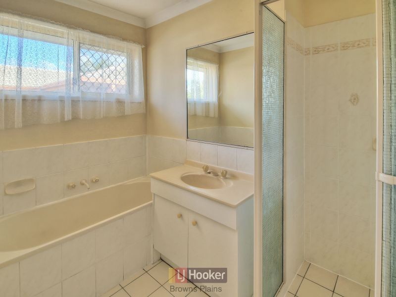 11 Rowena Court, Boronia Heights QLD 4124
