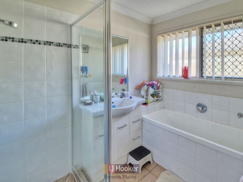 36 Lockyer Place, Crestmead QLD 4132