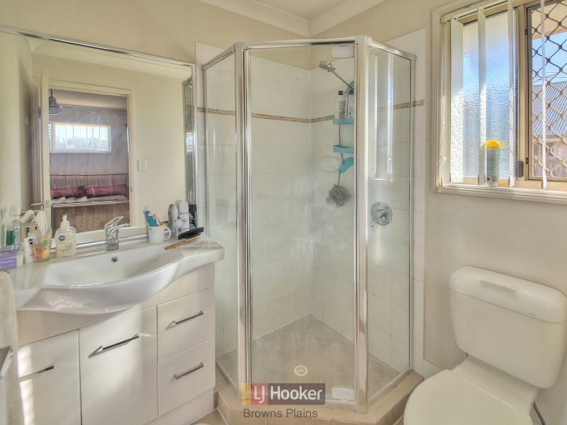 36 Lockyer Place, Crestmead QLD 4132