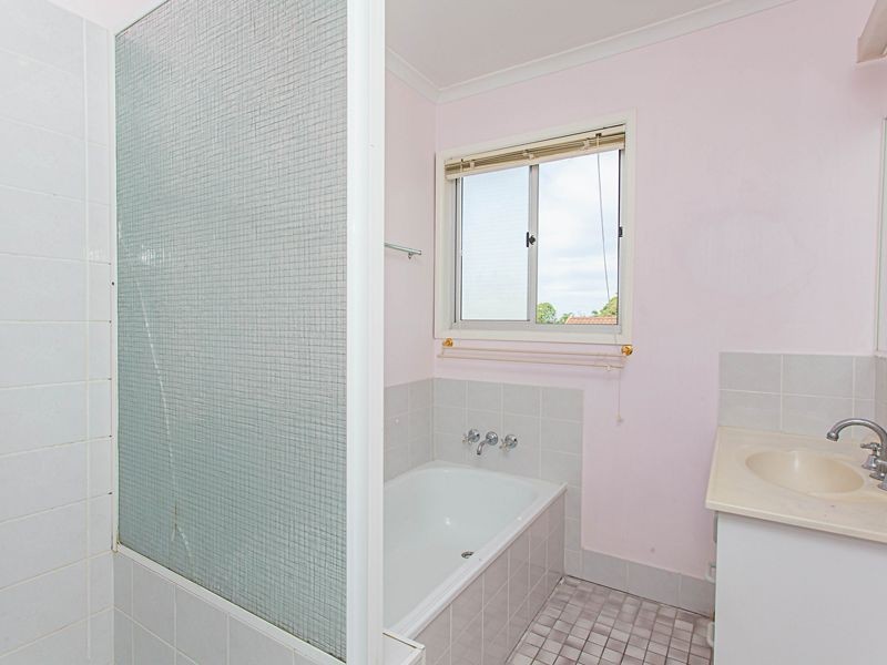 1 Elaroo Street, Marsden QLD 4132