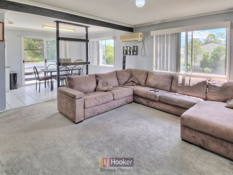2 Blue Gum Drive, Marsden QLD 4132
