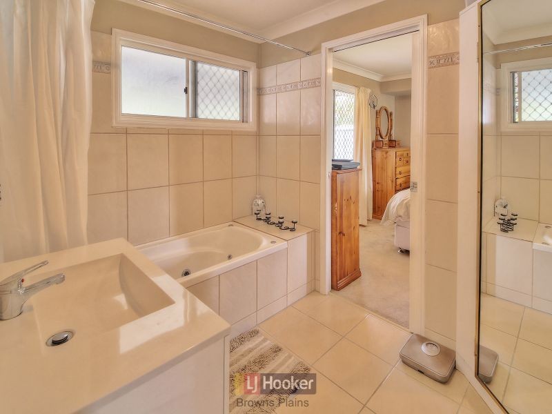 62 Augusta Street, Crestmead QLD 4132