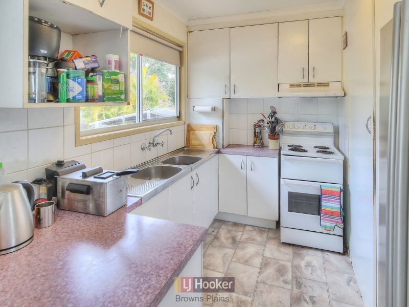 48 Raelene Terrace, Springwood QLD 4127