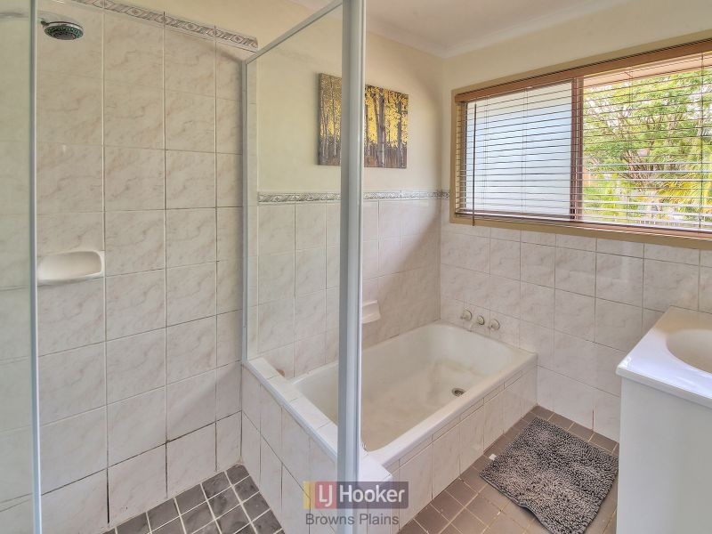 48 Raelene Terrace, Springwood QLD 4127