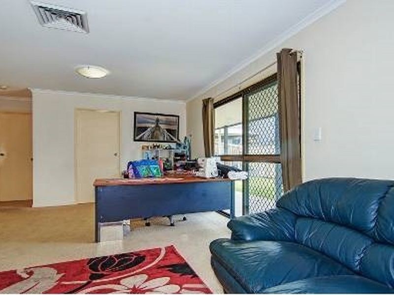 10 Gerry Court, Marsden QLD 4132