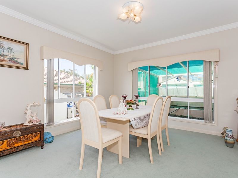 26 Cumberland Place, Parkinson QLD 4115