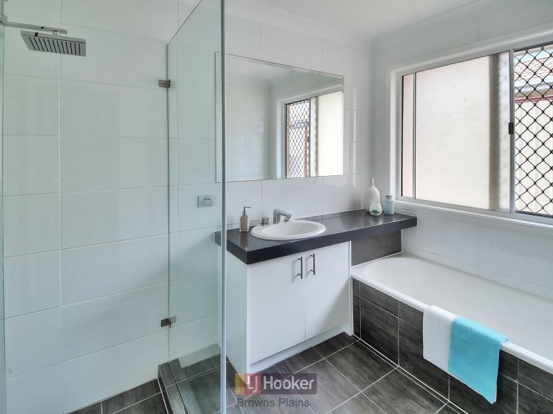 6 Piper Court, Boronia Heights QLD 4124