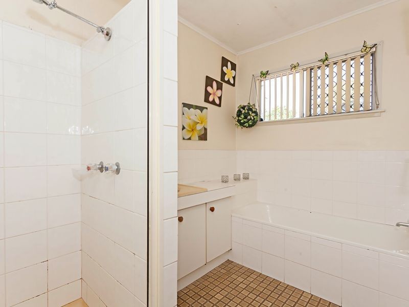 2 First Avenue, Marsden QLD 4132