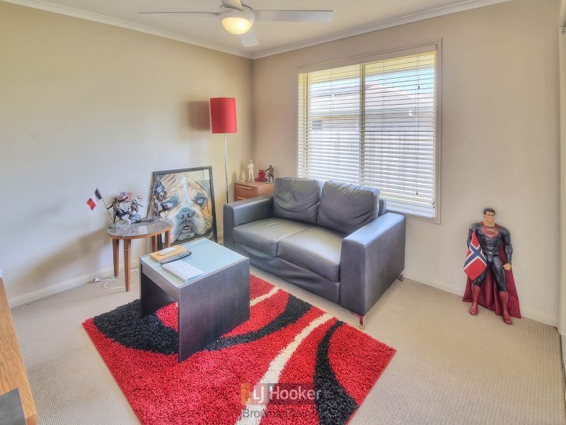 4 Barcombe Drive, Marsden QLD 4132