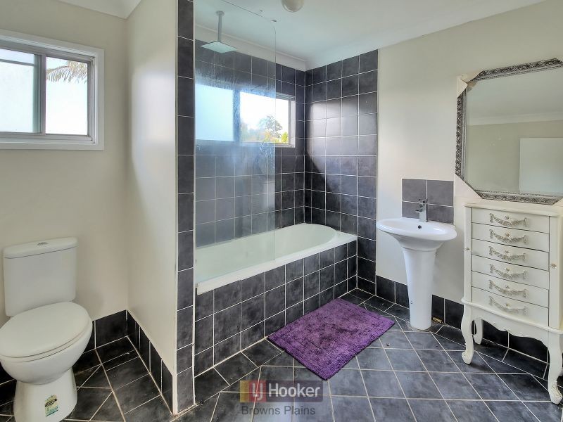 10 Rathkeale Street, Crestmead QLD 4132