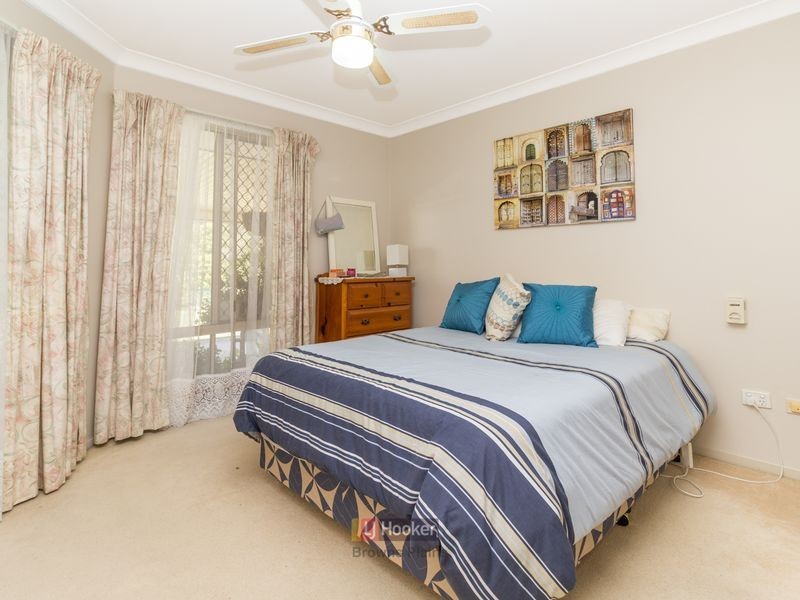 122-124 Merluna Road, Park Ridge South QLD 4125