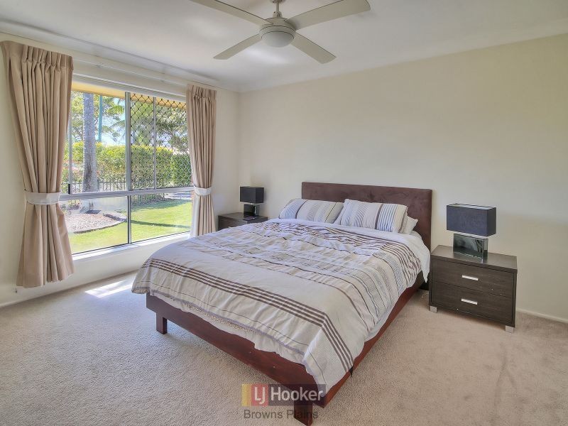 38 Bywater Street, Hillcrest QLD 4118