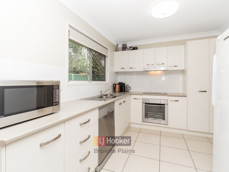 33 Hakea Street, Crestmead QLD 4132
