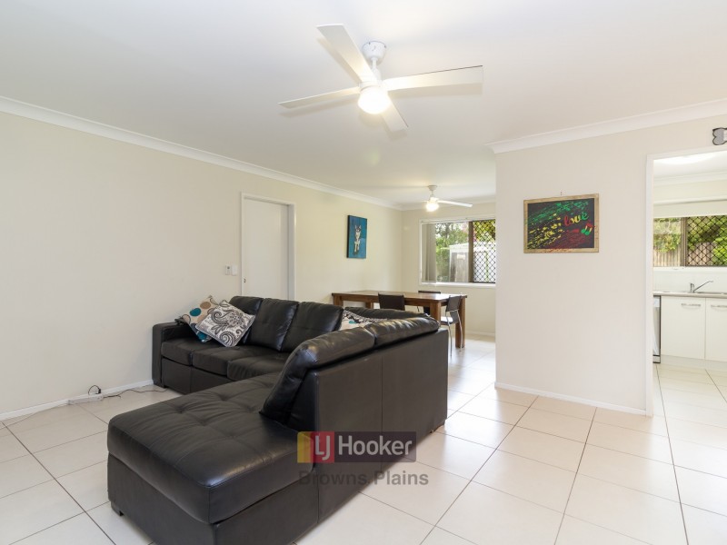 33 Hakea Street, Crestmead QLD 4132