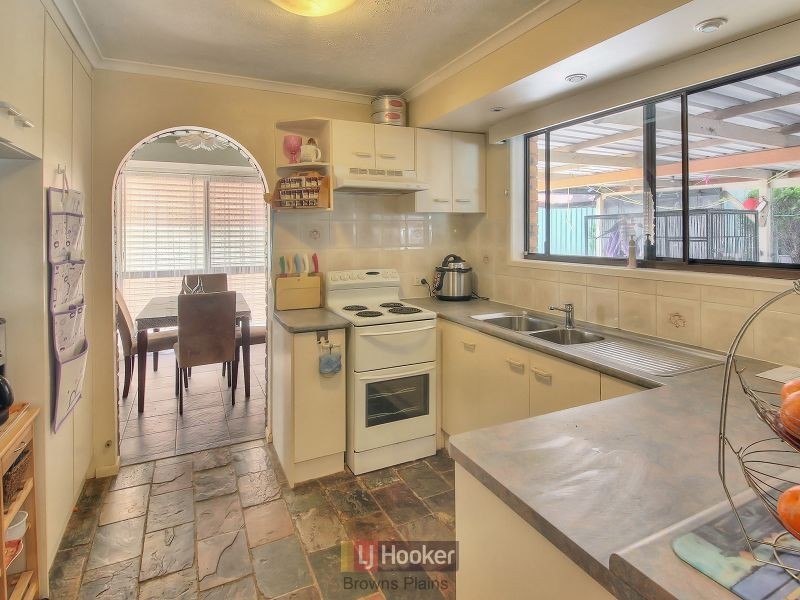 50 Dracon Street, Regents Park QLD 4118