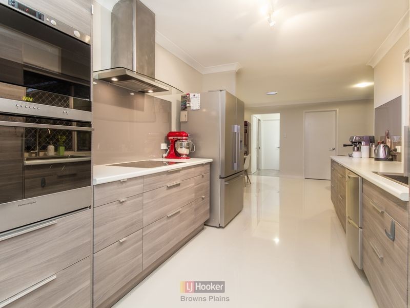 14 Paddies Crescent, Crestmead QLD 4132