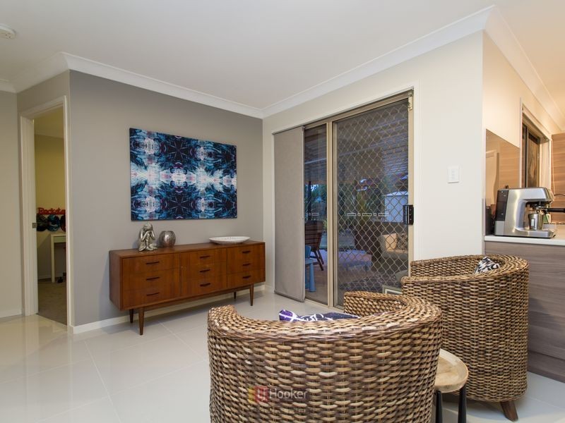 14 Paddies Crescent, Crestmead QLD 4132