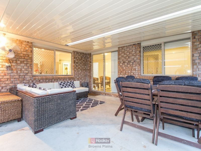 14 Paddies Crescent, Crestmead QLD 4132